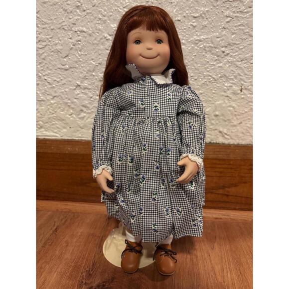Delafield Doll & Bear Company 1999KATIE 16